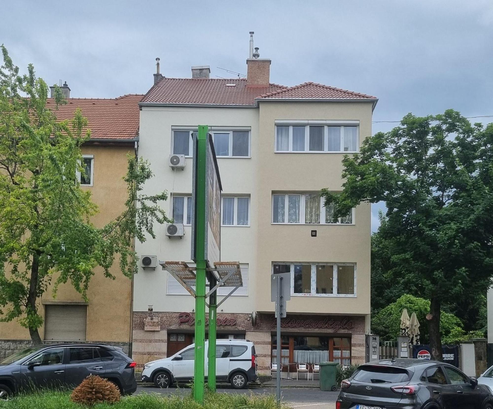 Mgtels Apartman - With Private Parking Budapest Ngoại thất bức ảnh