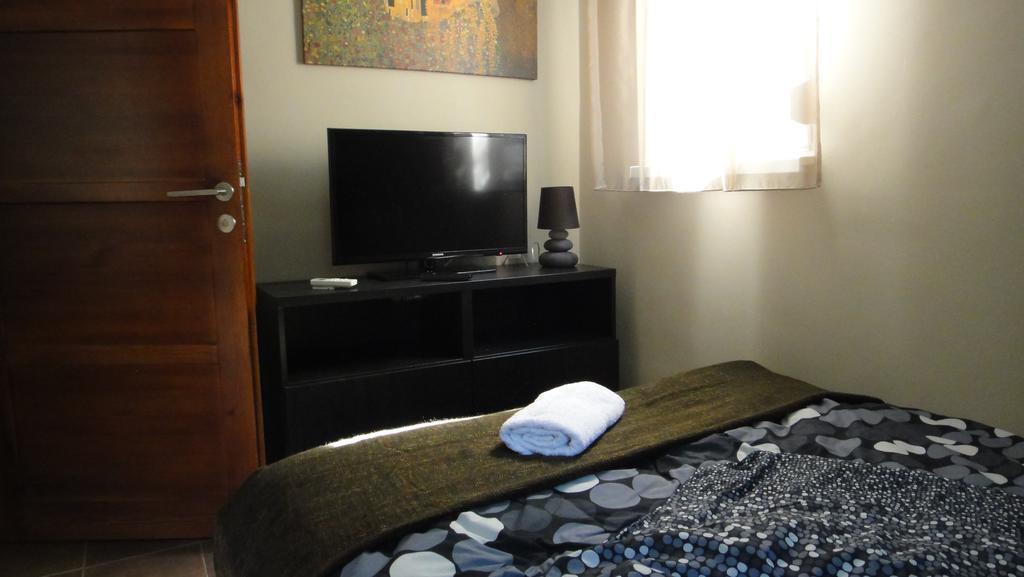 Mgtels Apartman - With Private Parking Budapest Ngoại thất bức ảnh