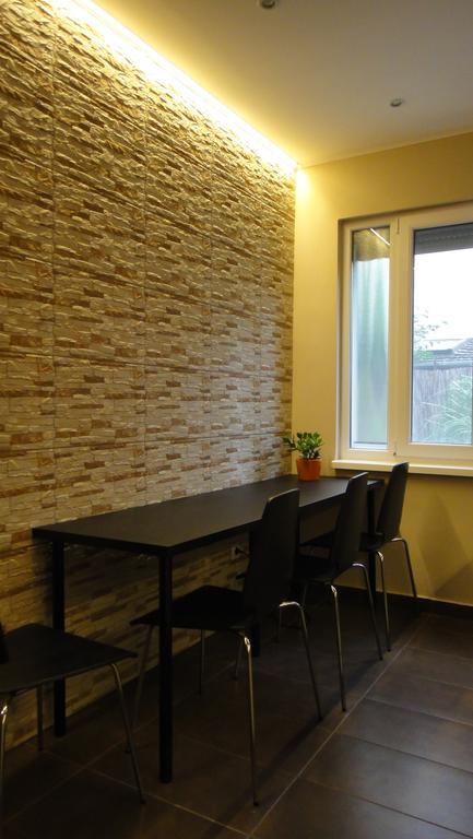 Mgtels Apartman - With Private Parking Budapest Ngoại thất bức ảnh
