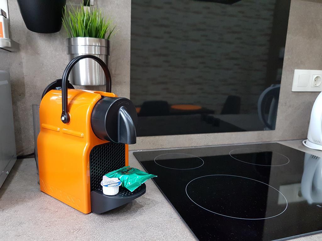 Mgtels Apartman - With Private Parking Budapest Ngoại thất bức ảnh