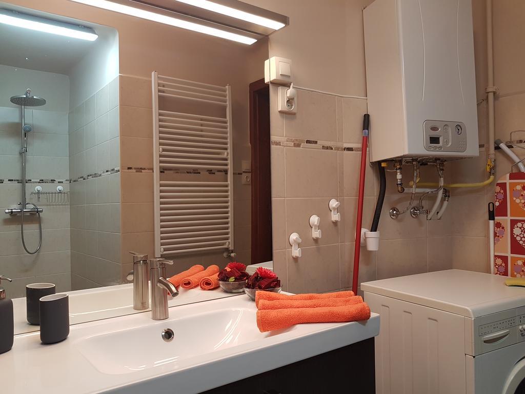 Mgtels Apartman - With Private Parking Budapest Ngoại thất bức ảnh